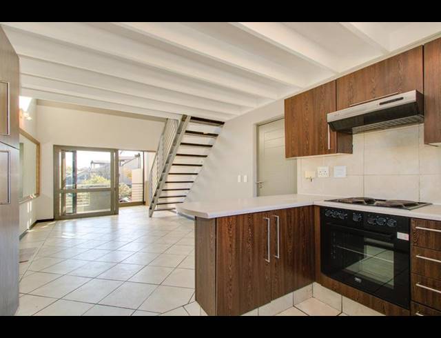 2 BEDROOM APARTMENT FOR SALE IN LONEHILL